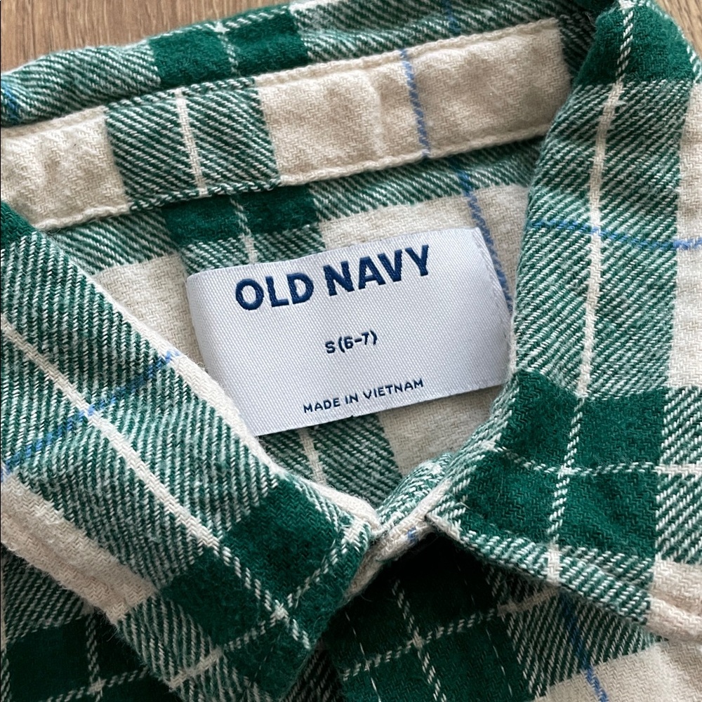 Lot of 3 flannels for your 90s cool kid(s) - Picture 5 of 8